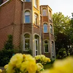 Au Chateau De St-pierre-brouck Saint-Pierre-Brouck