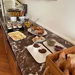 Au Chateau De St-pierre-brouck Bed & Breakfast Saint-Pierre-Brouck
