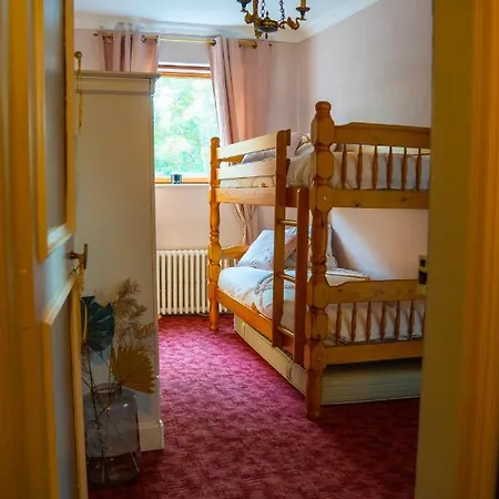 Au Chateau De St-pierre-brouck 3*