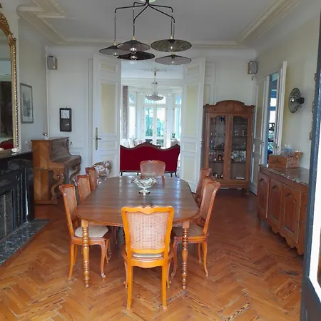 Au Chateau De St-pierre-brouck 3* Сен-Пьер-Брук