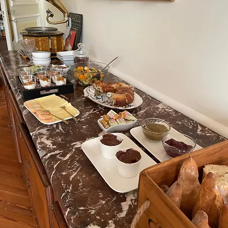 Au Chateau De St-pierre-brouck Bed & Breakfast Saint-Pierre-Brouck